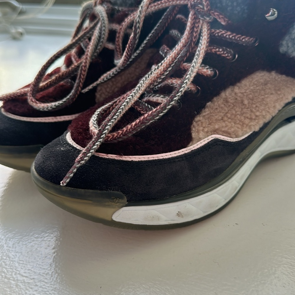 Chanel Shearling Hightop Sneakers - Picture 5 of 14